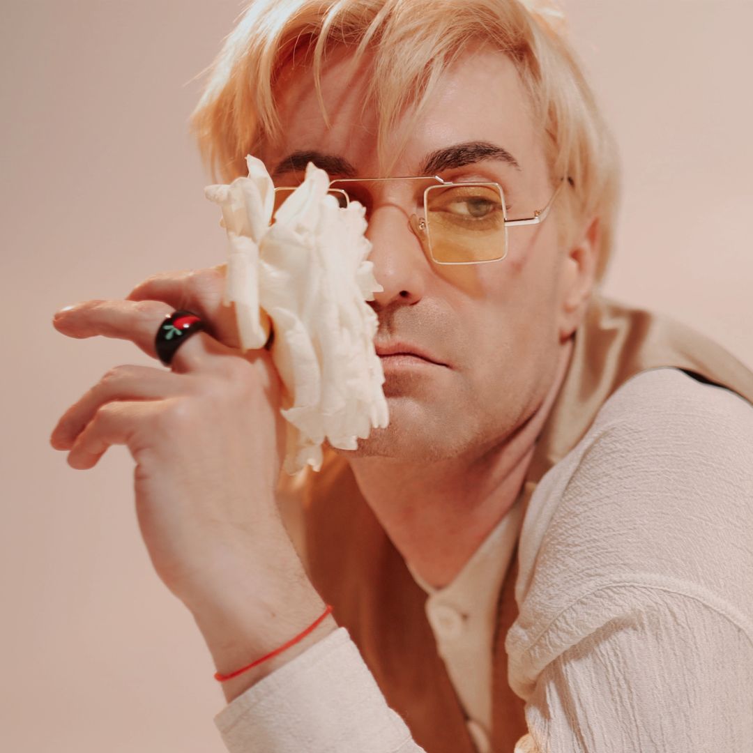 &quot;Про Крим щось кричали&quot;: популярний співак пригадав концерти у Росії наприкінці 90-х