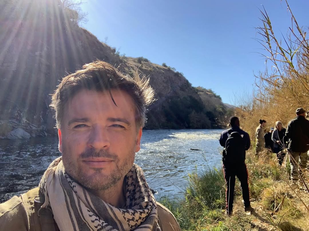 Вы его не узнаете! Как выглядит главный красавчик из &quot;Тайн Смолвиля&quot; (фото)