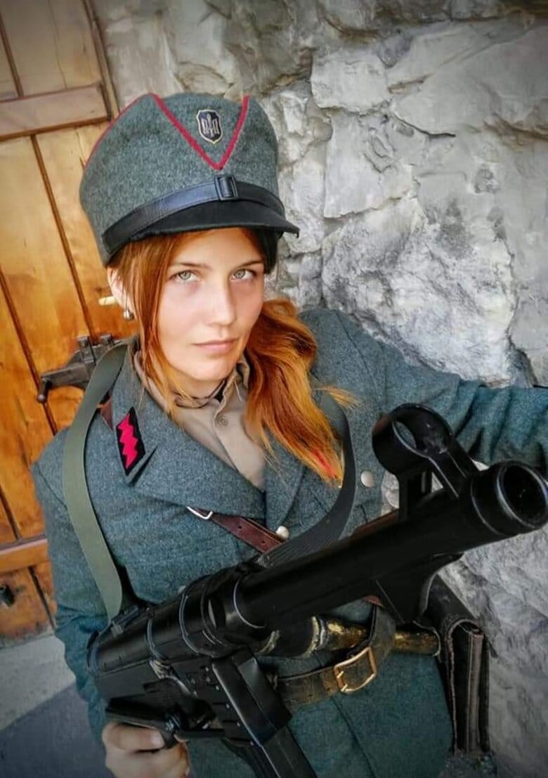 Навіки 30. Під час відходу з Авдіївки загинула снайперка Катерина Шинкаренко