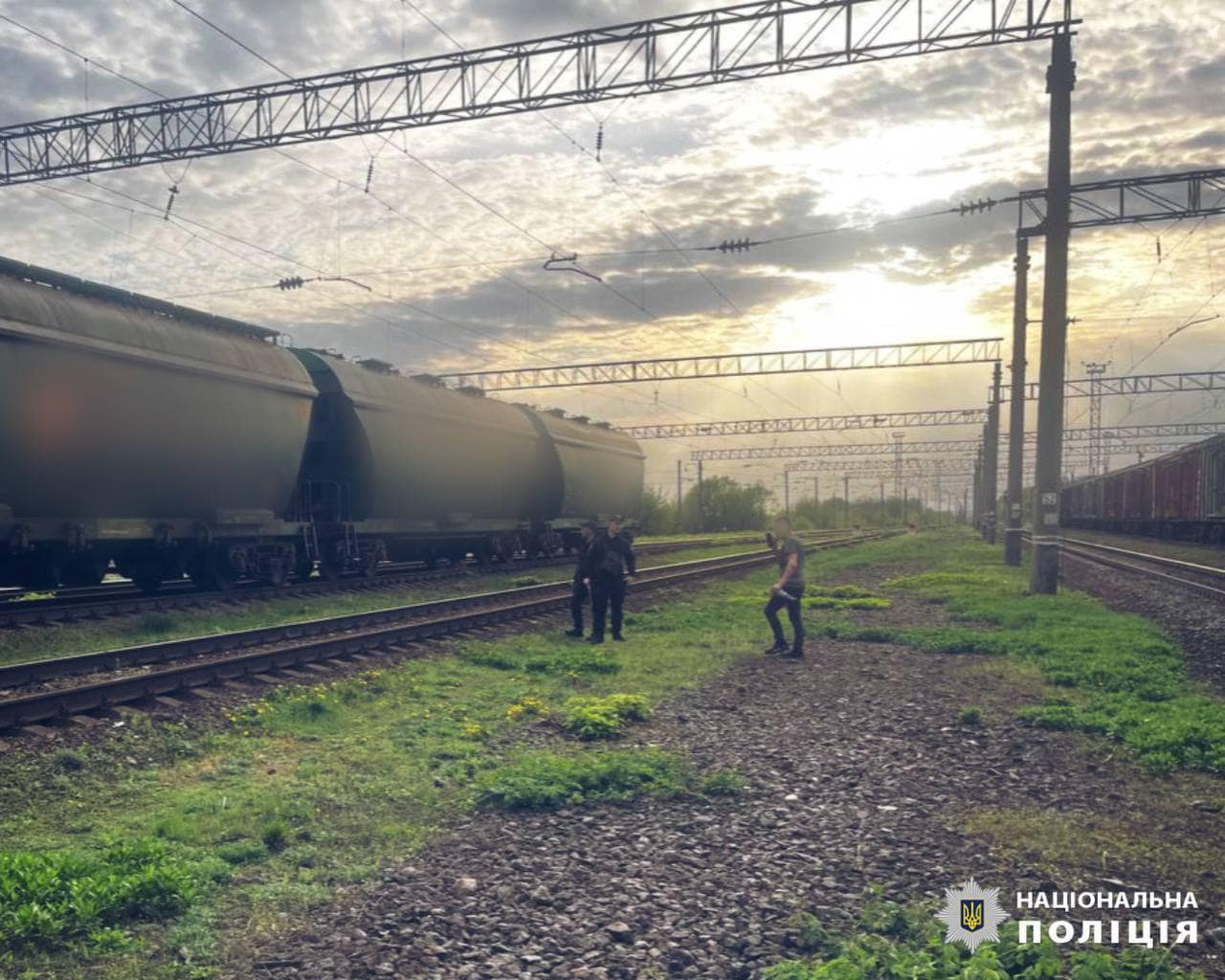 В Белой Церкви ребенка поразило током на железной дороге. Полиция начала проверку