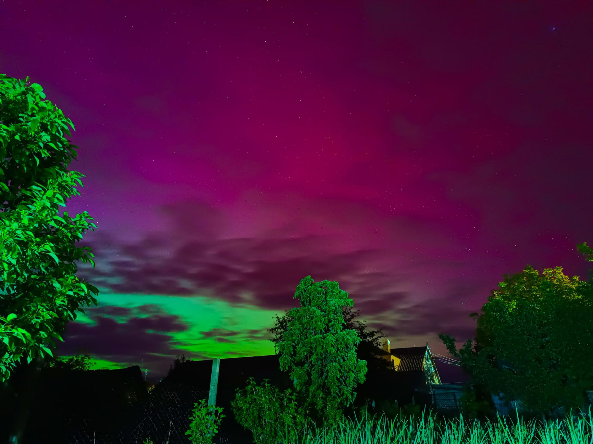 Над Україною з'явилось північне сяйво: неймовірні фото