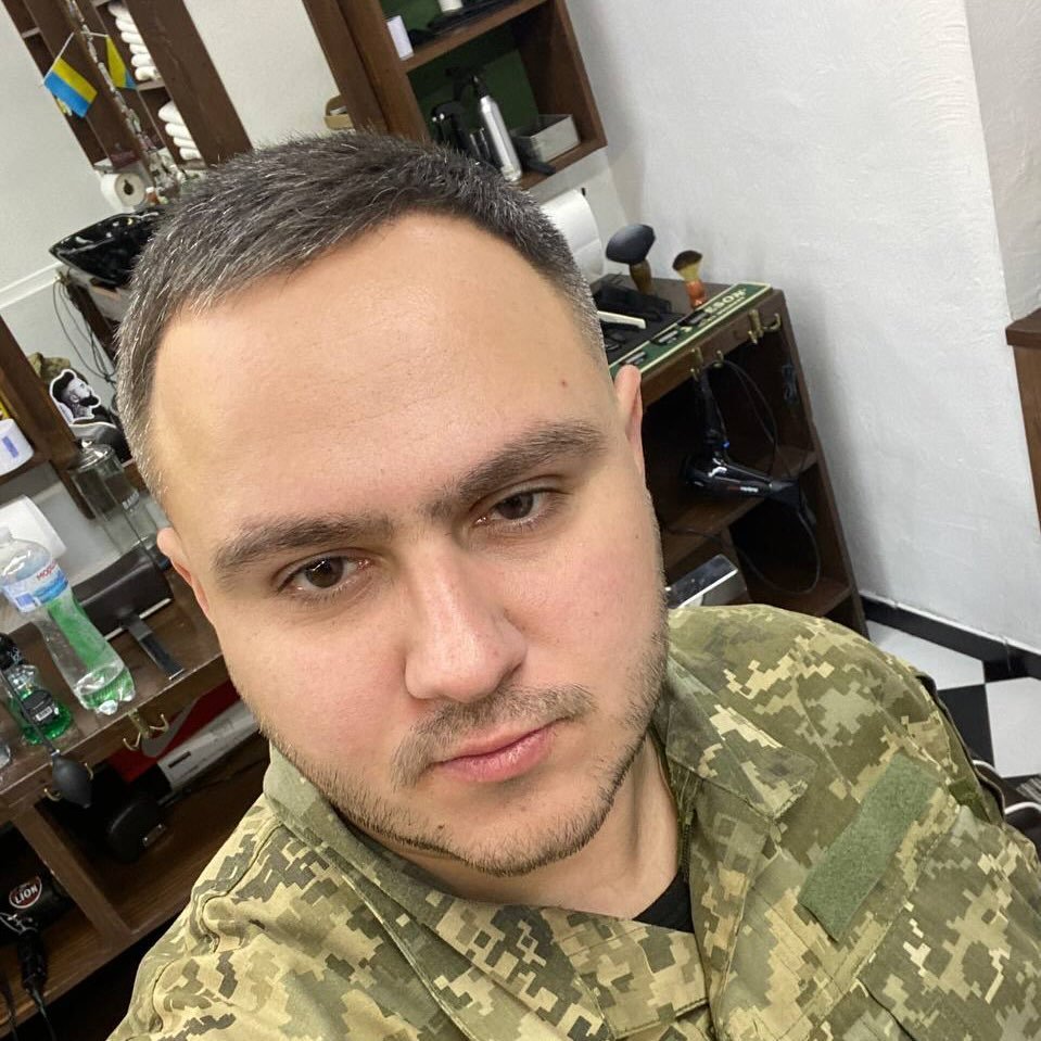 &quot;Никогда не держал в руках оружие&quot;. Бужинская рассказала о родном человеке на фронте