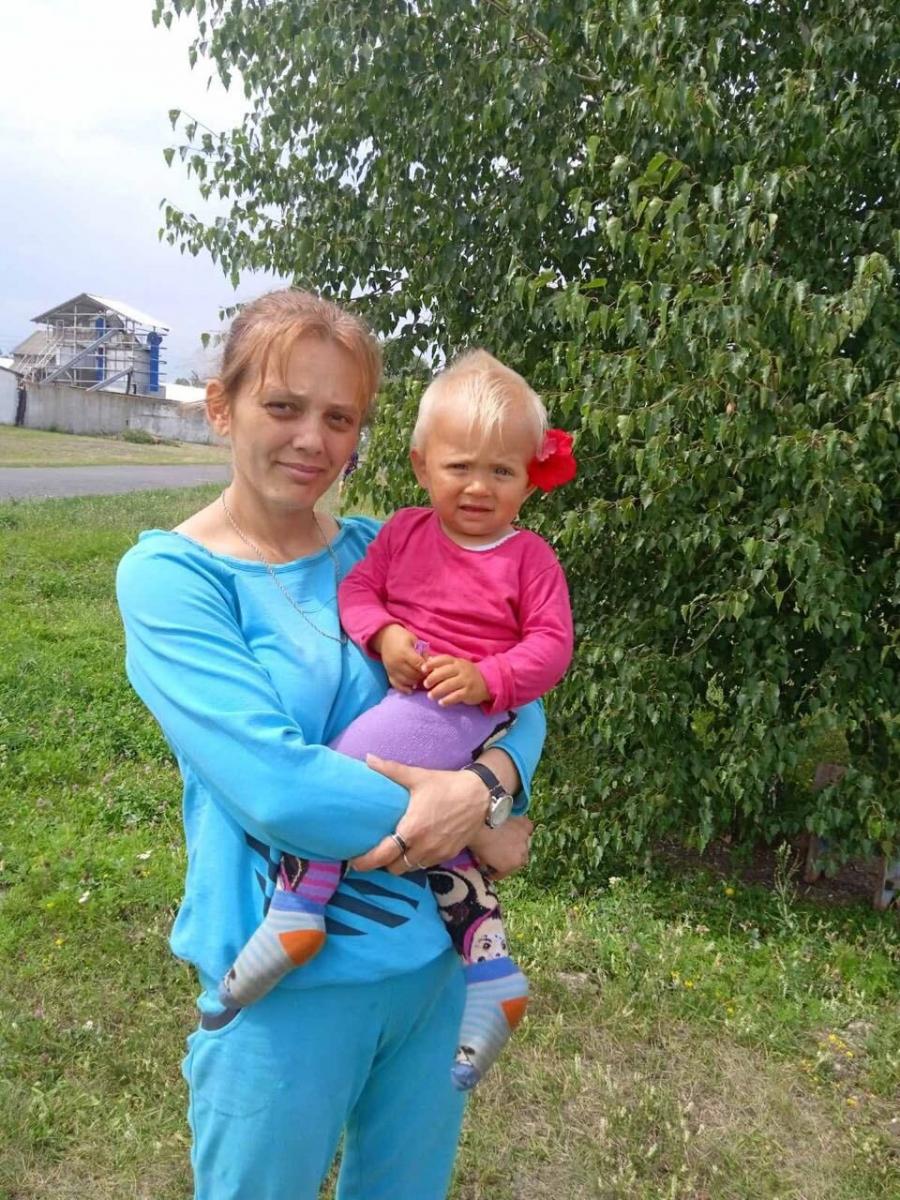В Україну повернули маму з трьома дітьми, яку &quot;евакуювали&quot; в російську глибинку