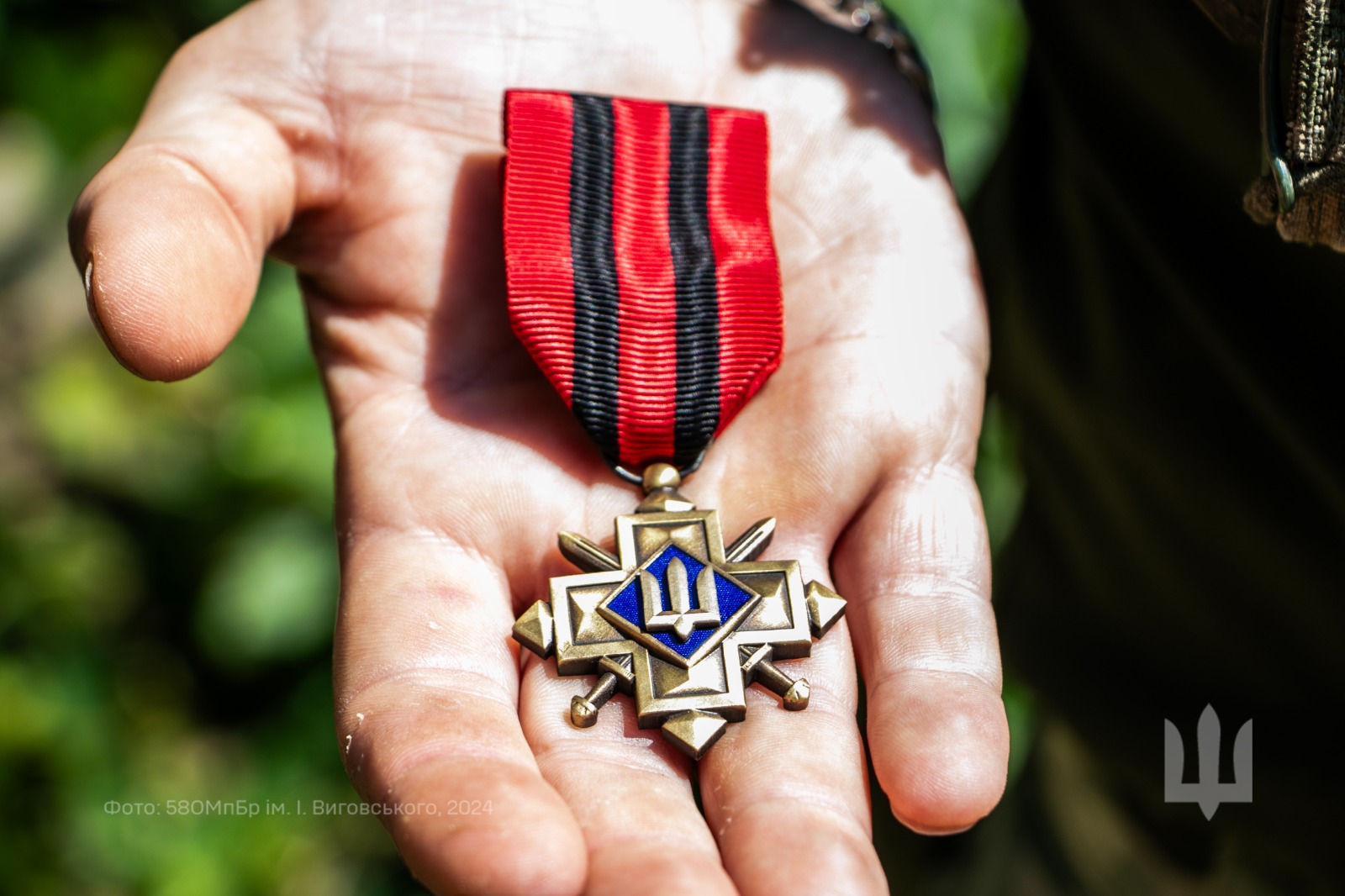 Вернулся на фронт после тяжелого ранения. История воина растрогала украинцев