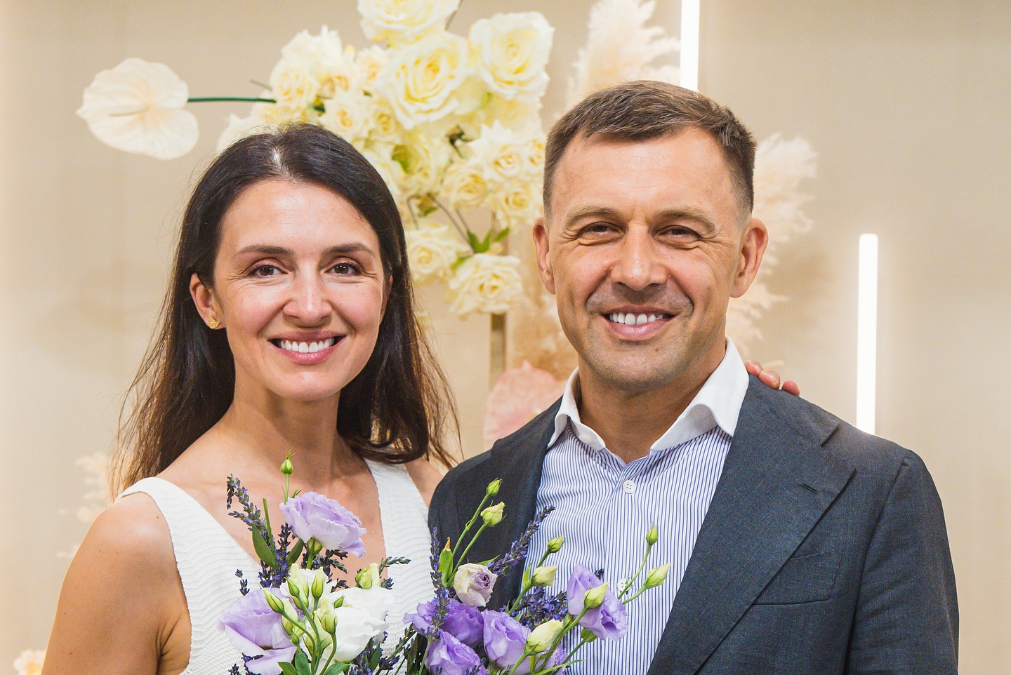 Чоловік зірки &quot;плюсів&quot; Хамайко зізнався, чому 18 років відкладав весілля з матір'ю своїх дітей