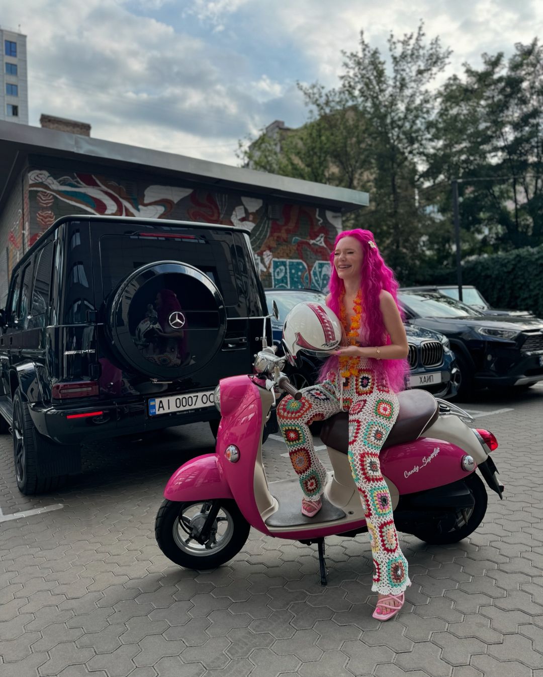 Известная блогерша установила национальный рекорд и стала самой популярной в Украине (фото)