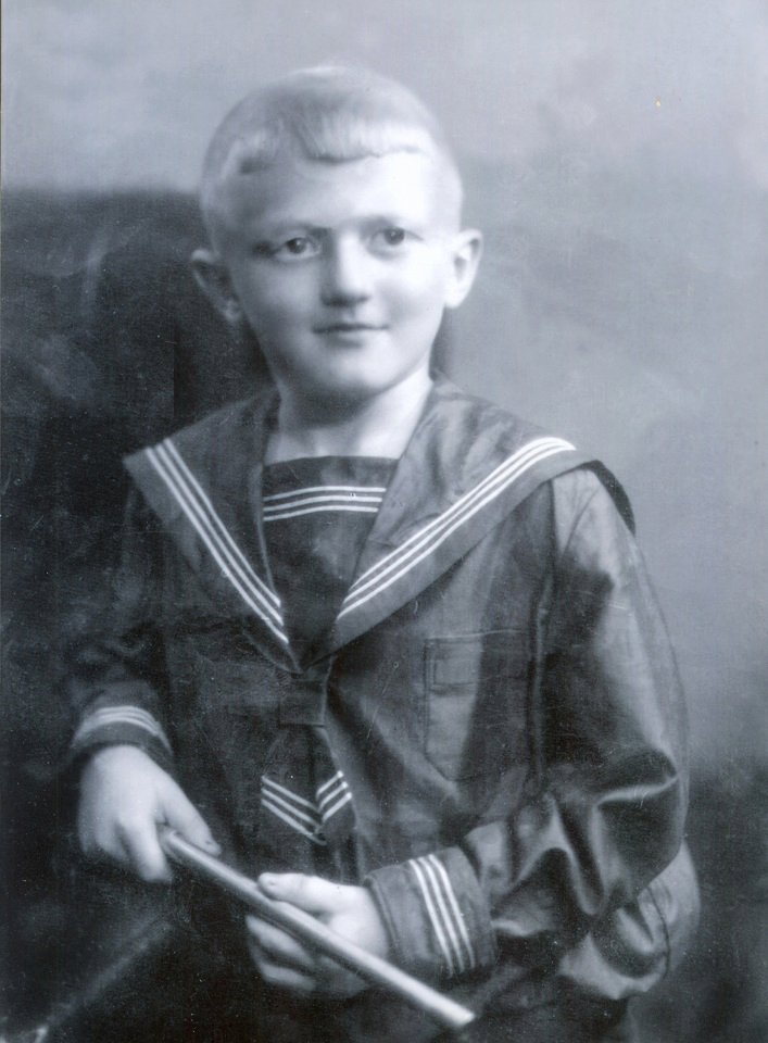 Как сегодня выглядит Юрий Рыбчинский - легендарный поэт, чьи песни исполняют украинские знаменитости