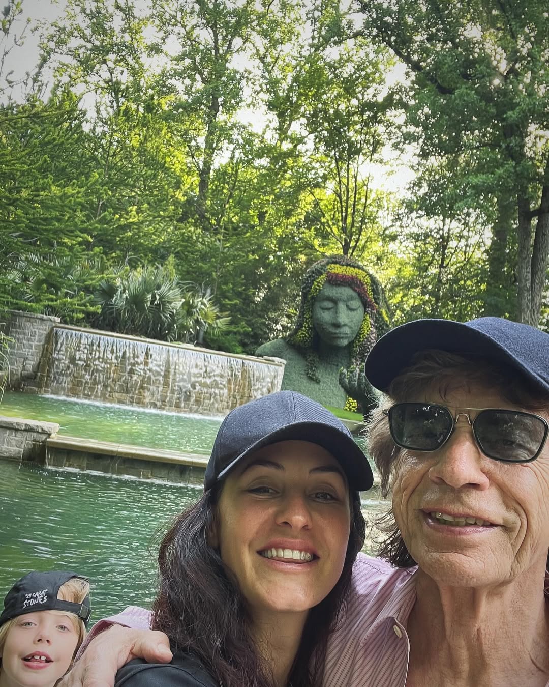 У 81 - до вівтаря? Молодша на 44 роки наречена Міка Джаггера підтвердила їхні заручини