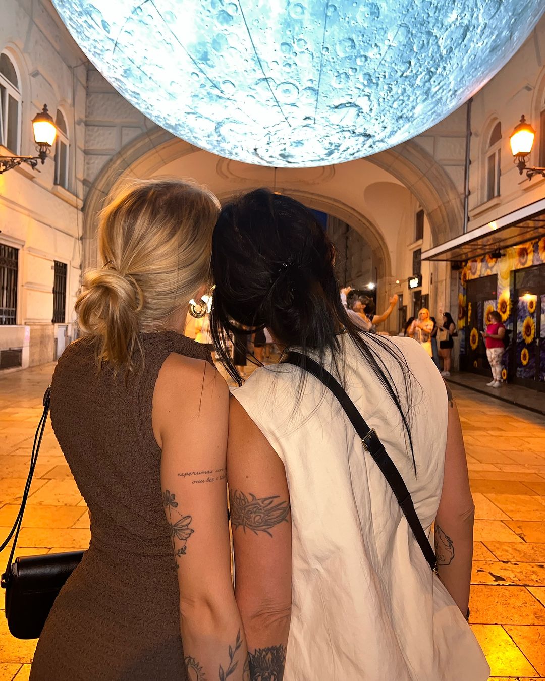 Колишня дружина Потапа назвала свої правила виховання дітей та замилувала спільними фото з ними