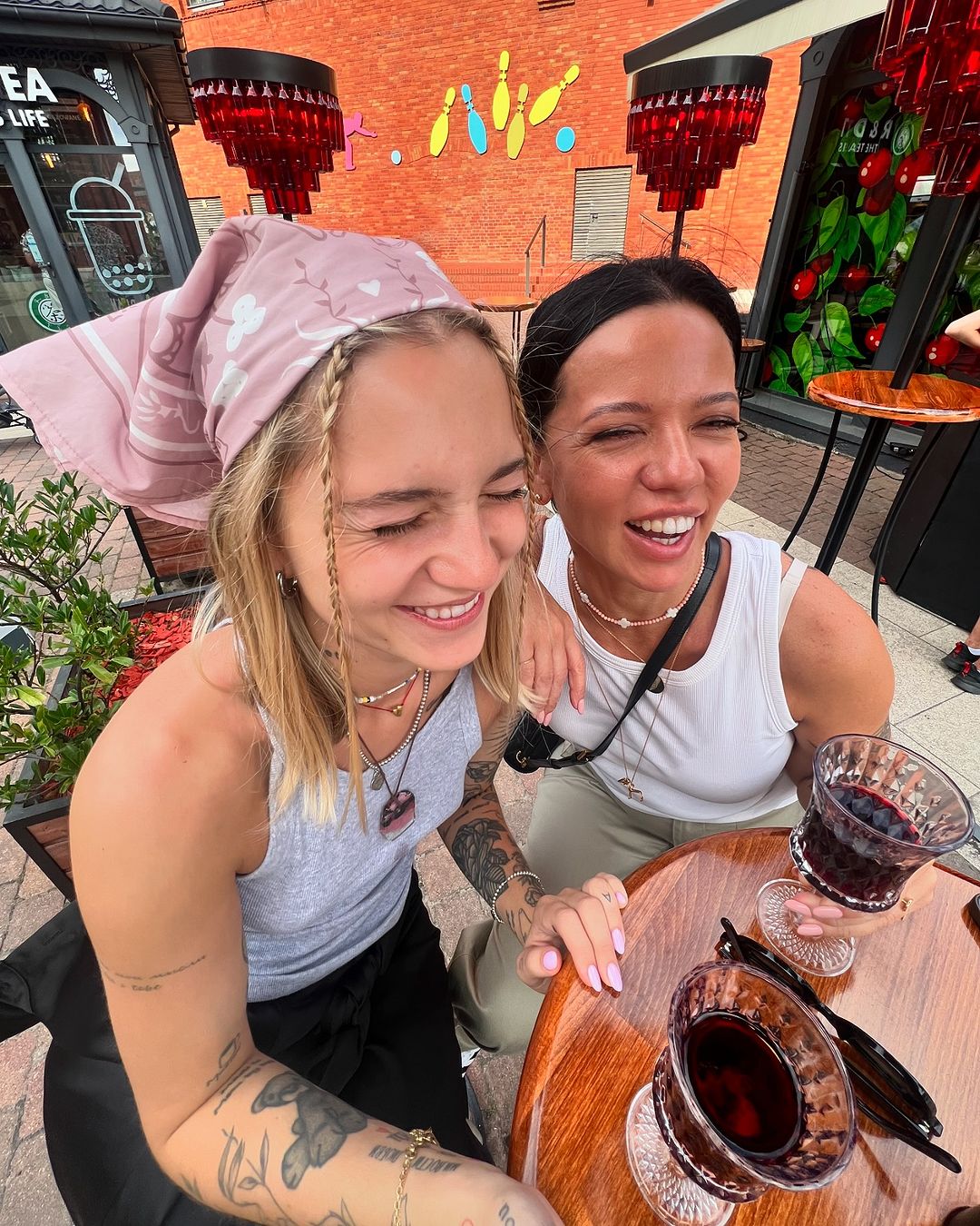 Колишня дружина Потапа назвала свої правила виховання дітей та замилувала спільними фото з ними