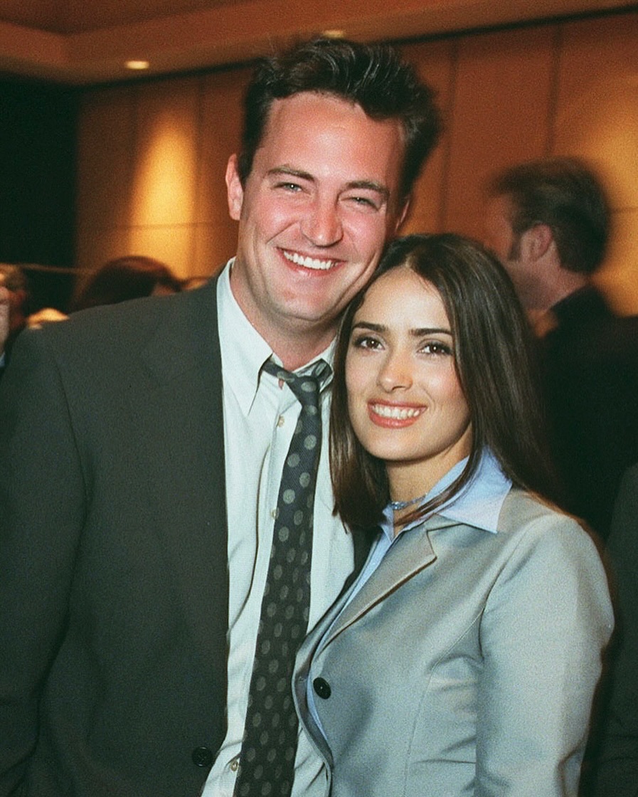 Як сьогодні виглядає популярна акторка Сальма Хаєк: важко повірити, що їй 57 (фото)