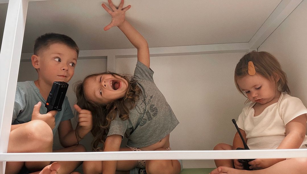 &quot;Ничто так не болит, как человеческие потери&quot;: звезды отреагировали на массированную ракетную атаку РФ по Украине