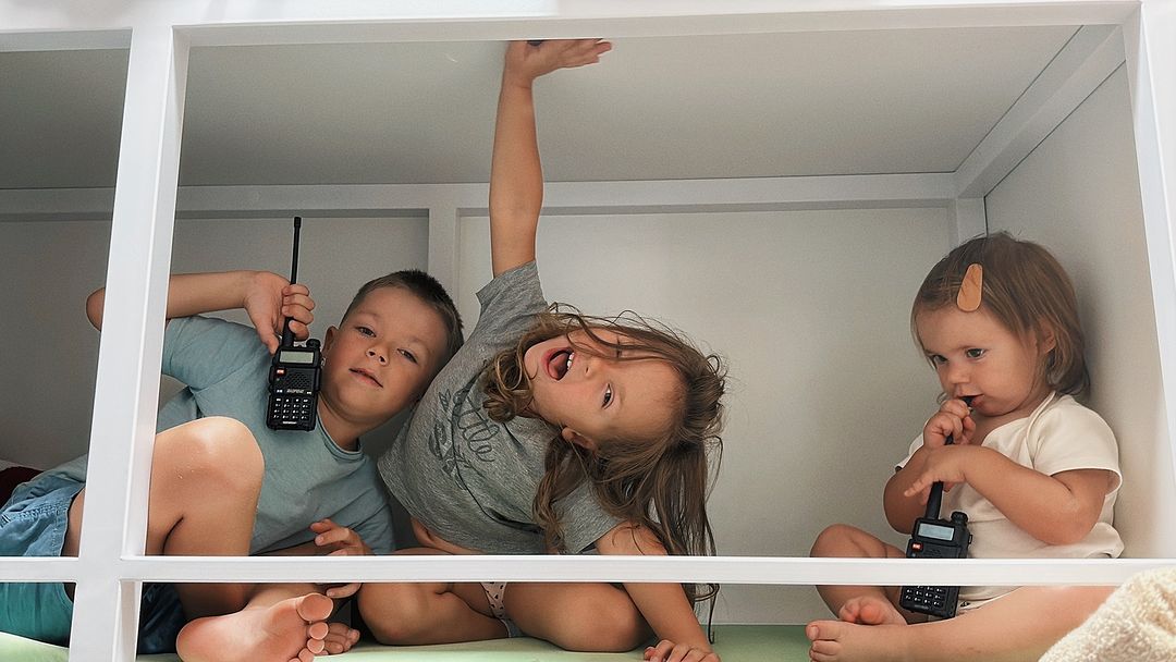 &quot;Ничто так не болит, как человеческие потери&quot;: звезды отреагировали на массированную ракетную атаку РФ по Украине