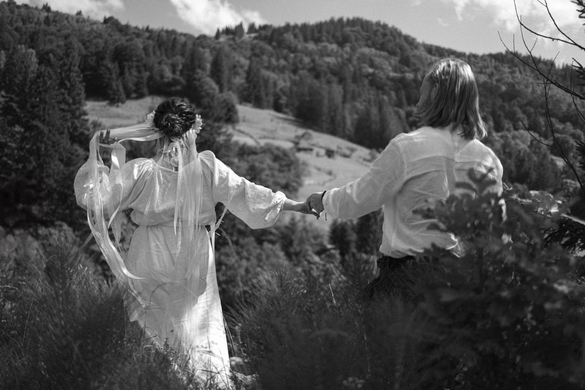 Зірка серіалу &quot;Спіймати Кайдаша&quot; вийшла заміж і показала фото з весілля