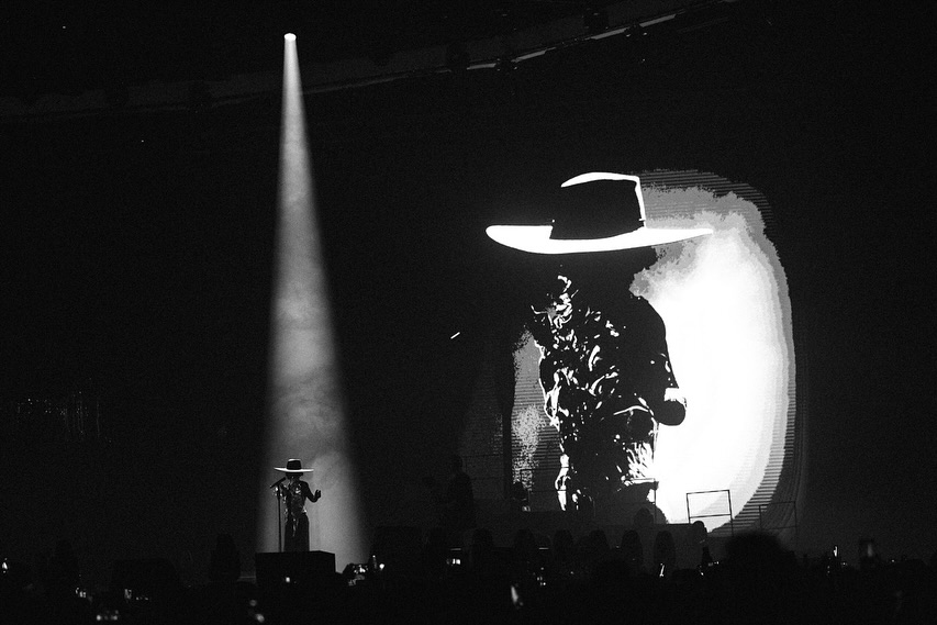 Скільки заробила Klavdia Petrivna за свої концерти у Палаці спорту: ЗМІ назвали суму