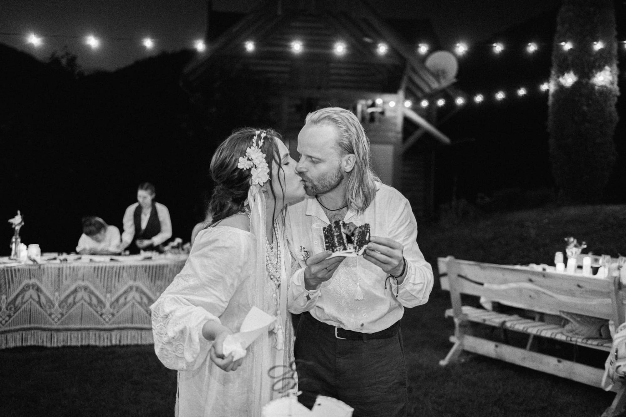 Зірка серіалу &quot;Спіймати Кайдаша&quot; вийшла заміж і показала фото з весілля