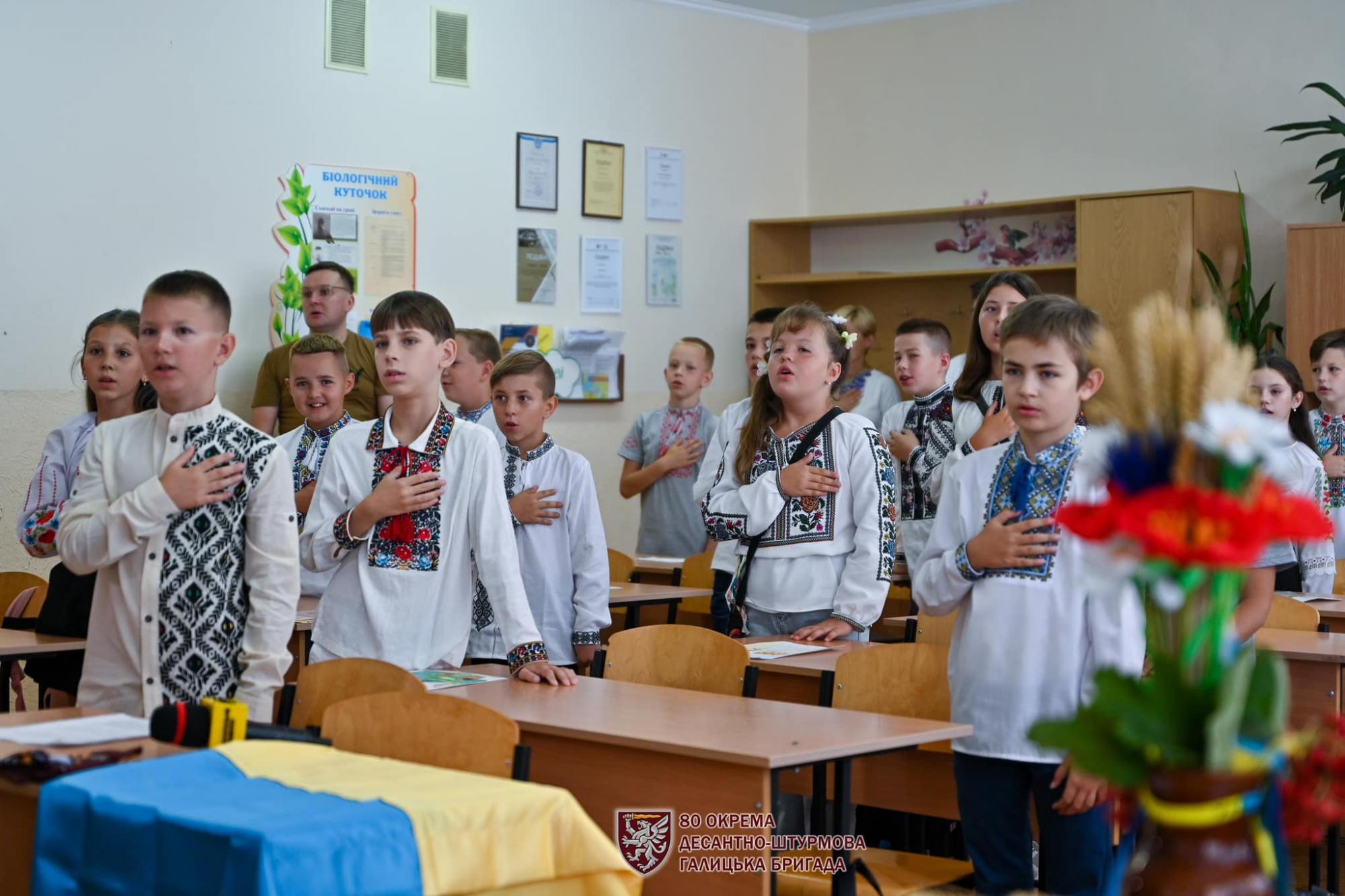 День знаний в условиях войны: как прошел Первый звонок в разных регионах Украины