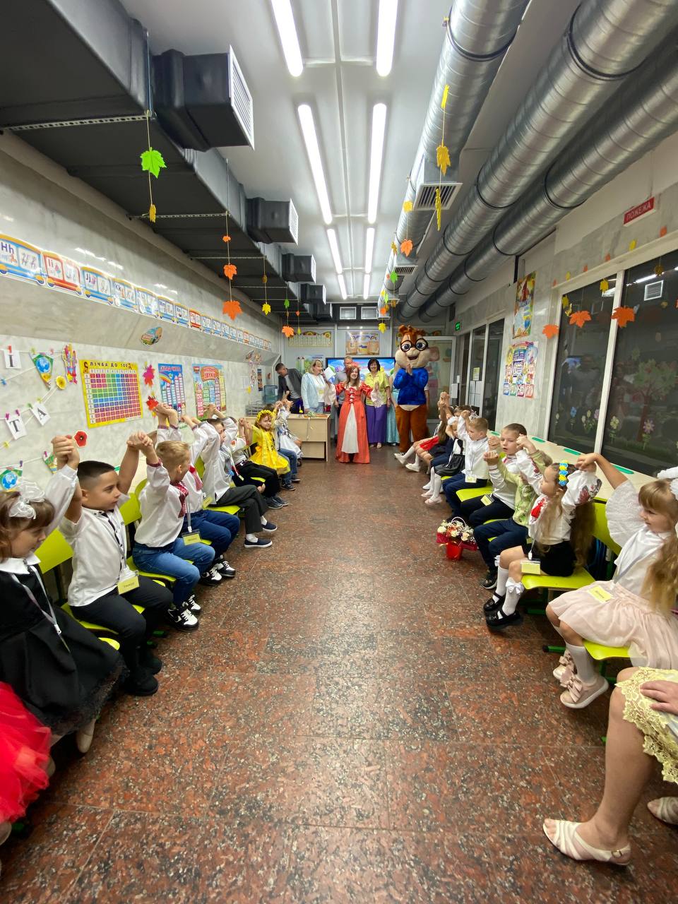 День знаний в условиях войны: как прошел Первый звонок в разных регионах Украины