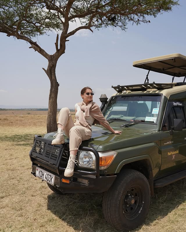 Відома тревел-блогерка пояснила, чому у своїх соцмережах майже не говорить про війну