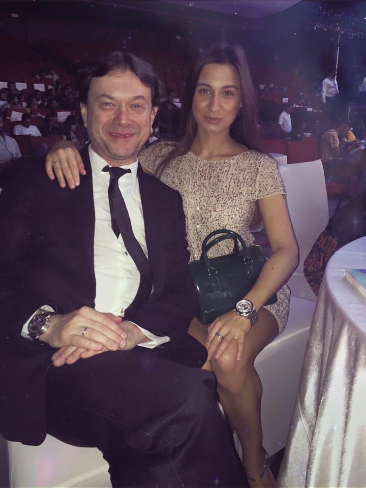 Остап Ступка подтвердил роман с младшей на 35 лет избранницей: что о ней известно