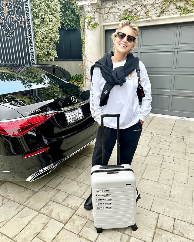 Як сьогодні виглядає Шерон Стоун, яка після зйомок в &quot;Основному інстинкті&quot; стала &quot;найгарячішою&quot; зіркою Голлівуду