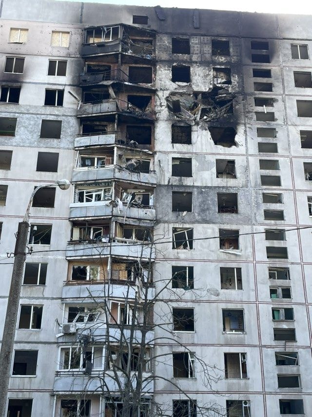 Популярный музыкант остался без квартиры в Харькове в результате российской атаки: что известно