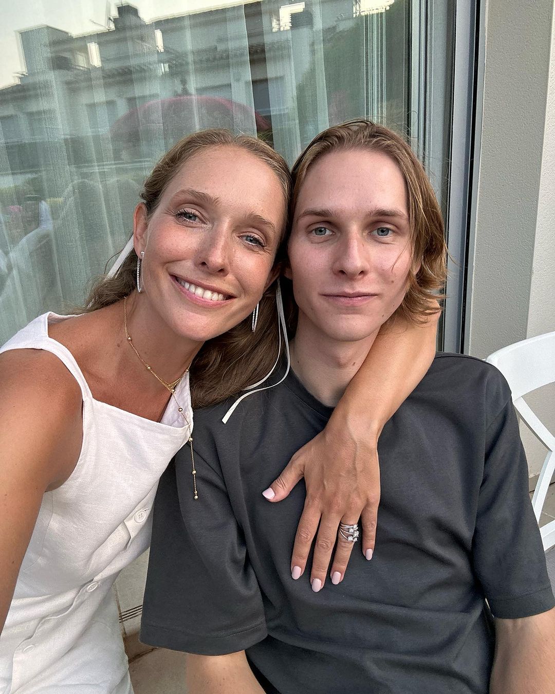 Осадча показалася з дорослим сином, який навчається за кордоном (фото)