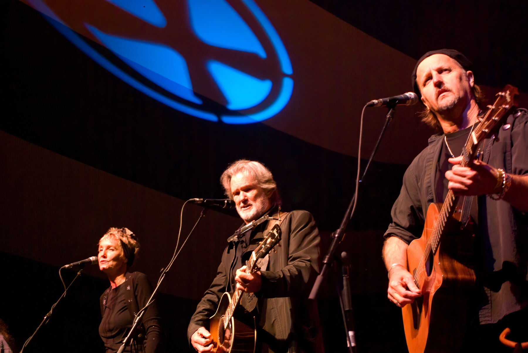 В возрасте 88 лет умер голливудский актер и музыкант Крис Кристофферсон: что известно