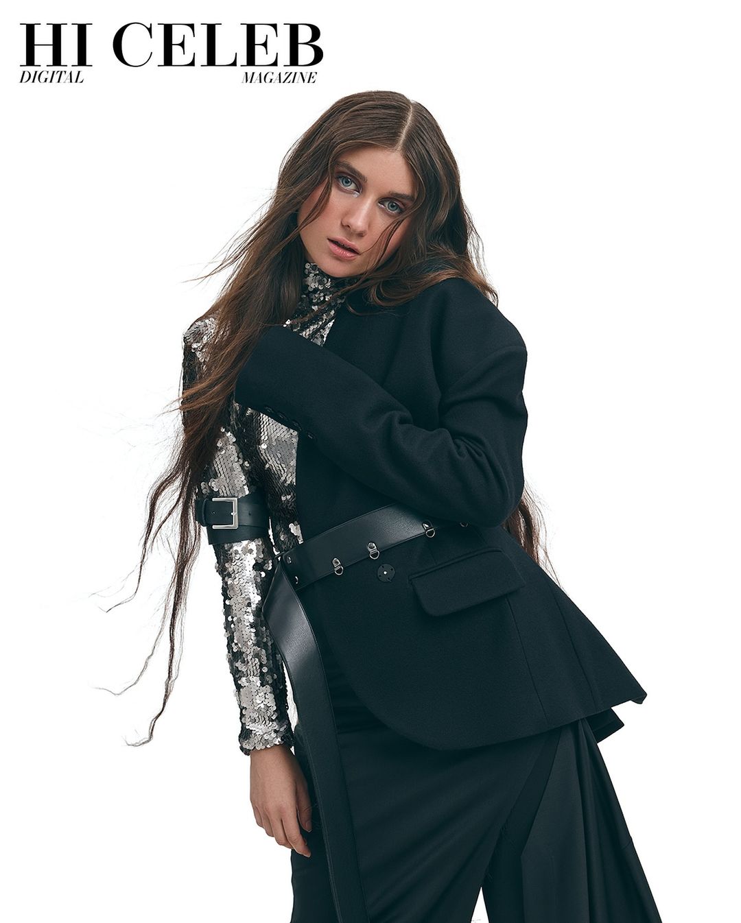 Jerry Heil з'явилася на обкладинці відомого глянцю: співачка приміряла ефектні образи