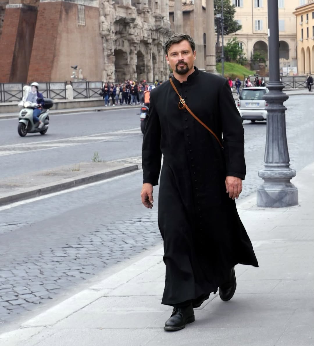 Вы его не узнаете! Как выглядит главный красавчик из "Тайн Смолвиля" (фото)