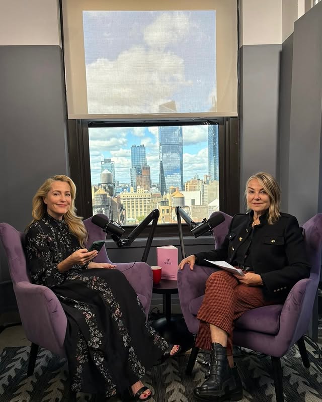 Как сегодня выглядит Джиллиан Андерсон - звезда &quot;Секретных материалов&quot;, которая поддерживает Украину