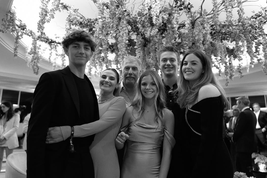 Как сейчас выглядит и живет Кевин Костнер - главный &quot;телохранитель&quot; Голливуда (фото)