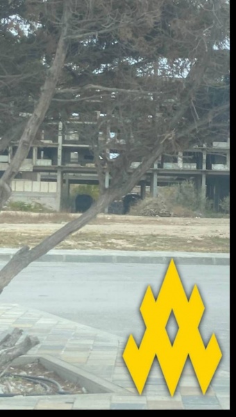 Russians fortify abandoned high-rises in Crimea, say partisans