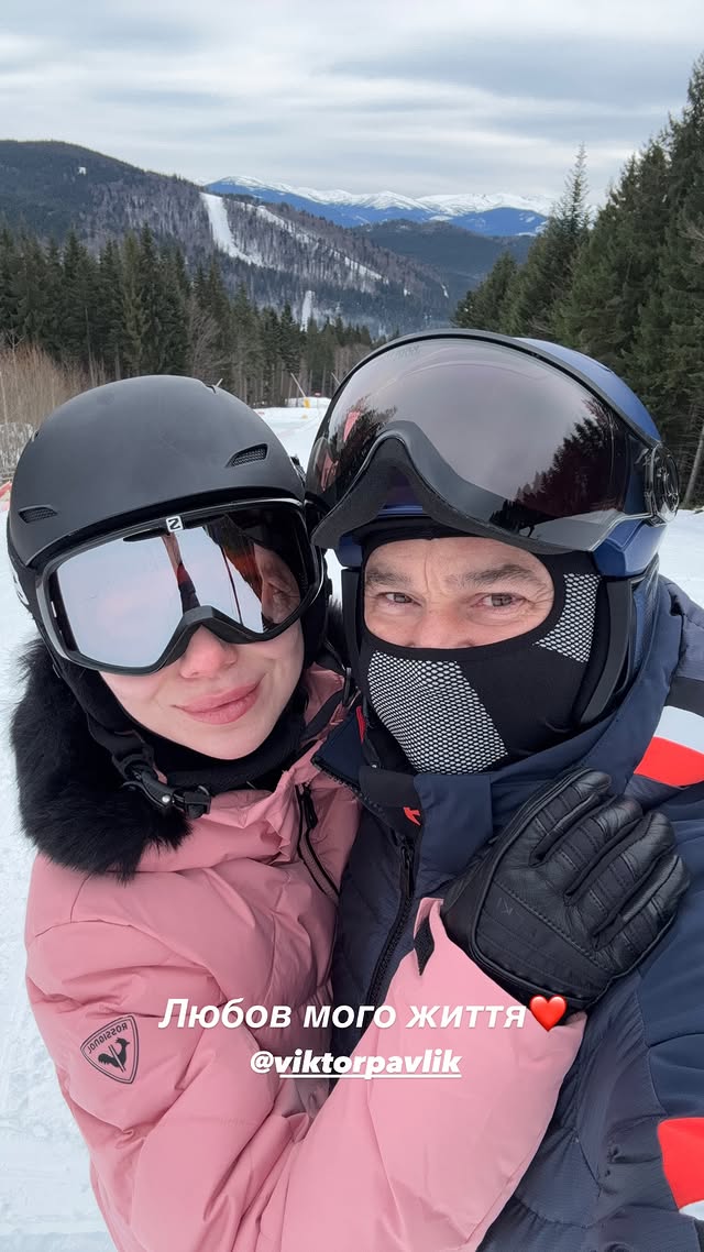 Віктор Павлік показався на відпочинку з молодою дружиною: &quot;Любов мого життя&quot;