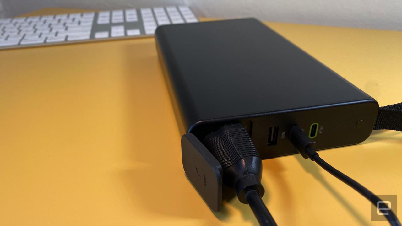 8 незамінних аксесуарів для MacBook, за допомогою яких покращиться ваша продуктивність