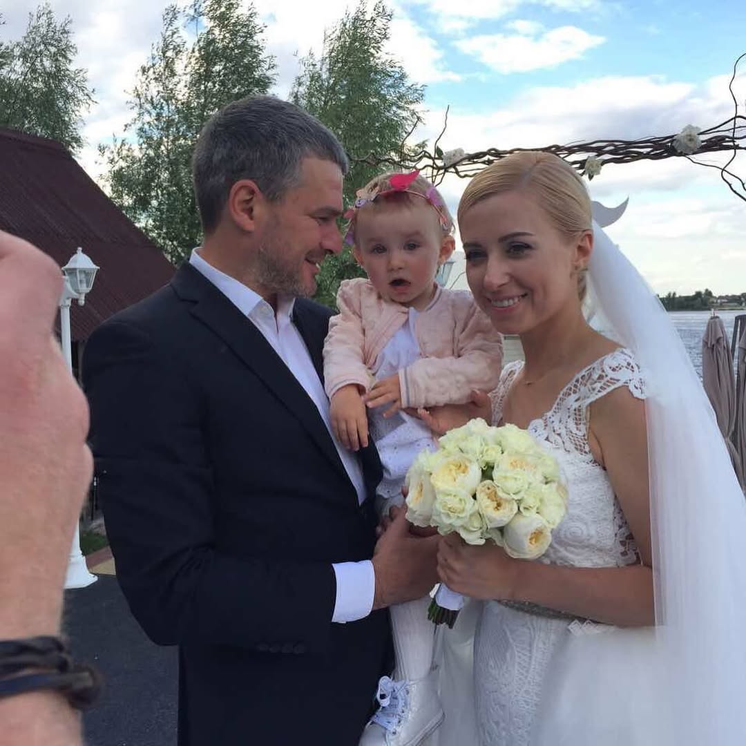 14 років тому і зараз: Мірзоян показав рідкісні фото Тоні Матвієнко і пригадав початок стосунків