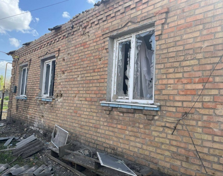 Woman injured by mine, two more residents hurt in Russian shelling in Dnipropetrovsk region
