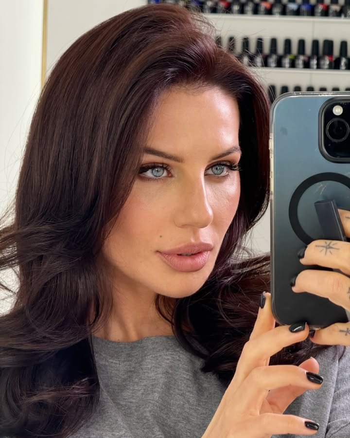 &quot;Знать тебя - себя не уважать&quot;. Блогерша Мандзюк публично поскандалила с Алхим