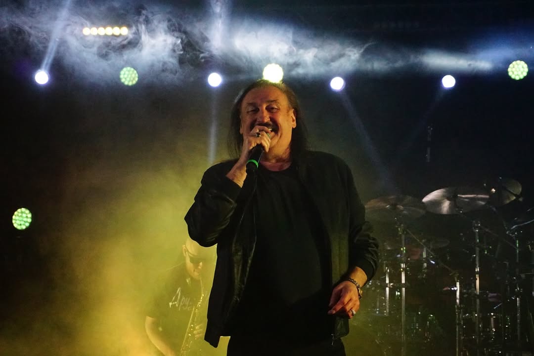 Степан Гіга бореться за життя: команда співака звернулася до фанів