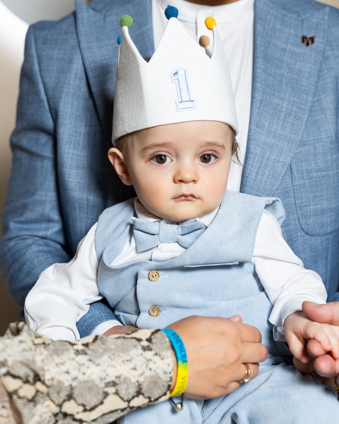 Жена Козловского показала трогательные фото с празднования дня рождения сынишки Оскара