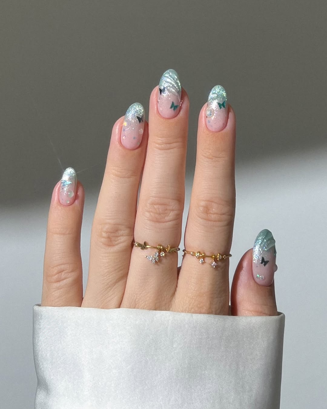 Бабочки на ногтях - самый горячий весенний тренд маникюра, который покоряет модниц во всем мире