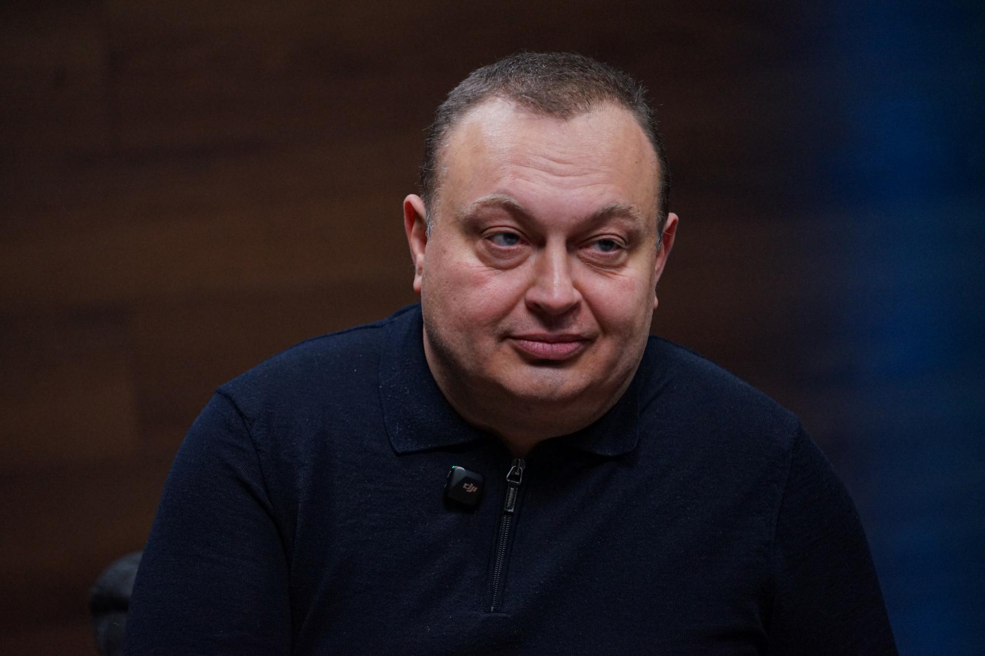 Обстрелы не склоняют украинцев к переговорам с Россией: интервью с социологом Антиповичем