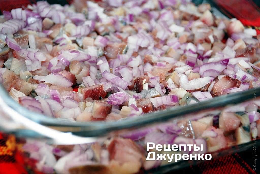 Салат &quot;Шуба&quot; по классическому рецепту: кулинар назвал идеальные пропорции