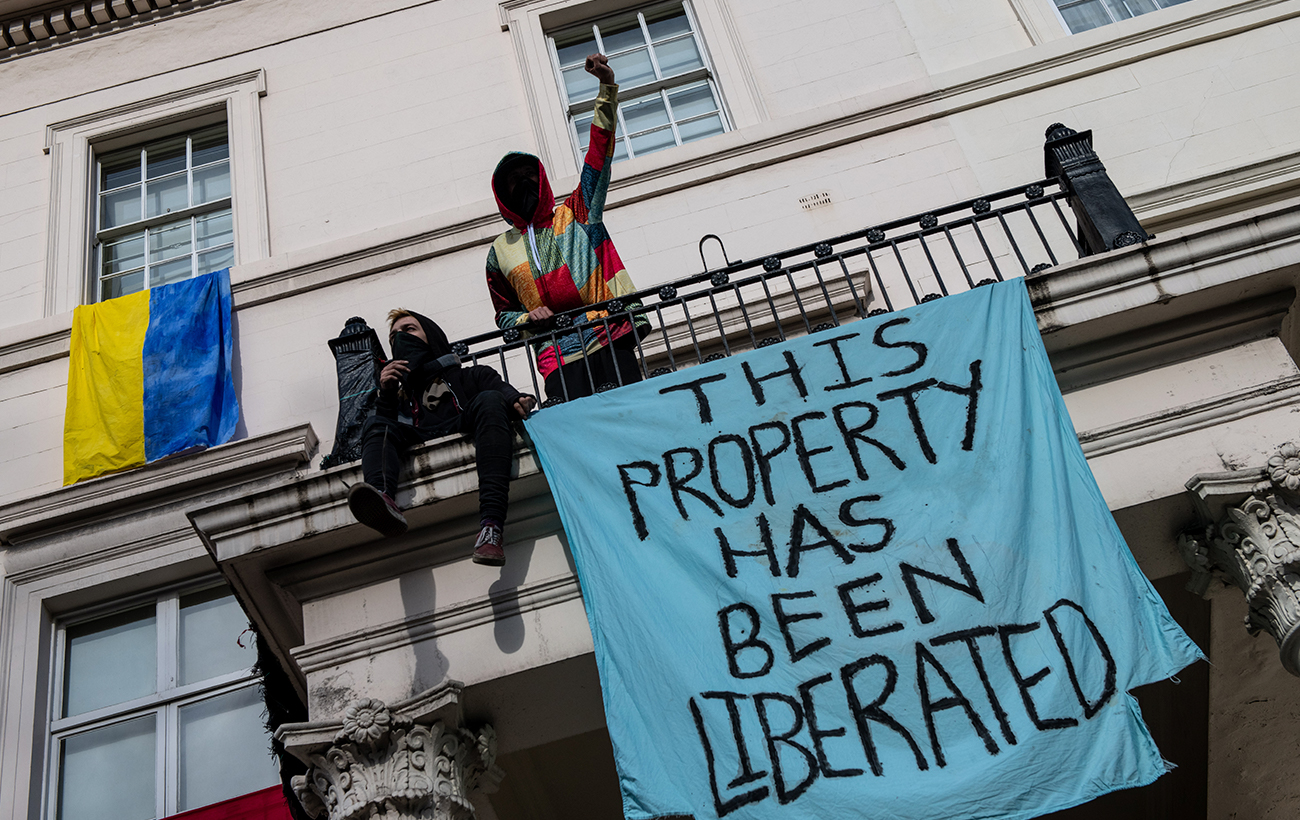 У Лондоні протестуючі захопили особняк російського олігарха