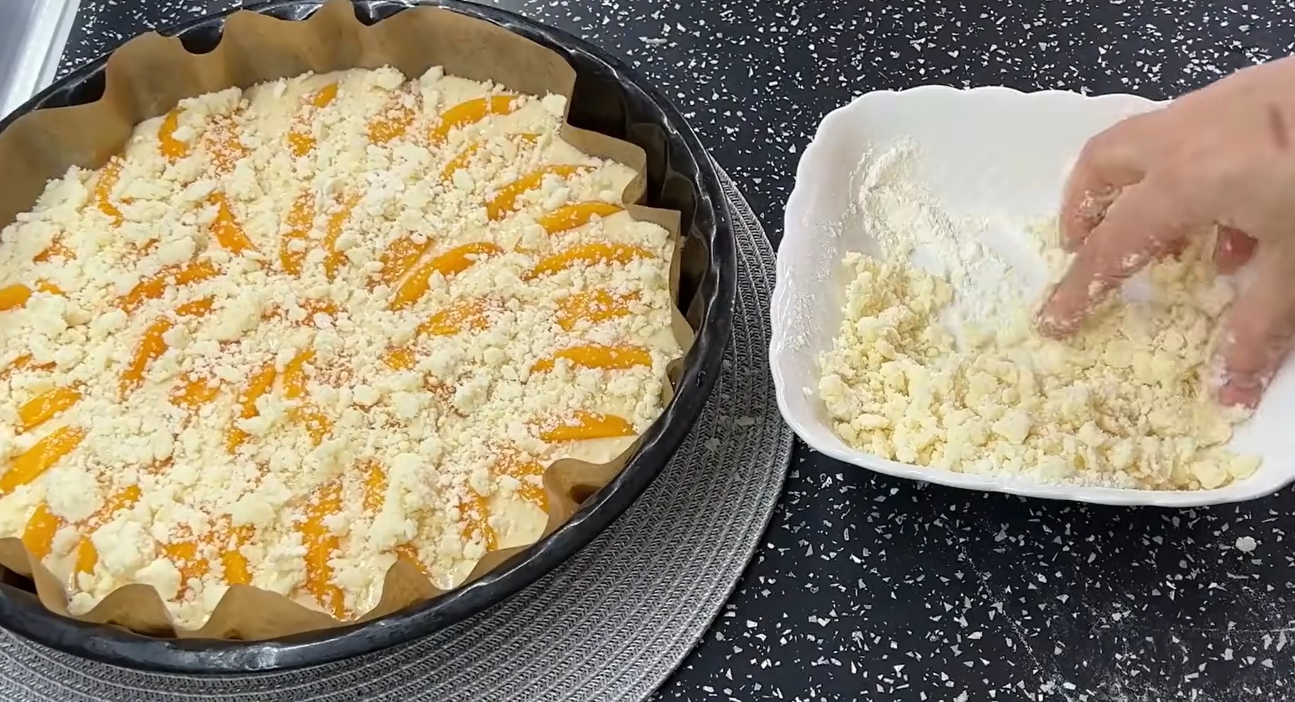 Улюблений пиріг італійців з простих українських продуктів: рецепт-п'ятихвилинка