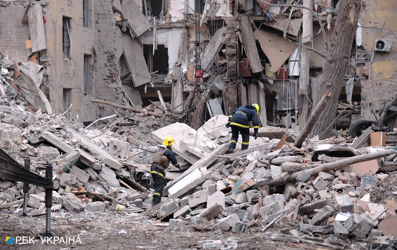 &quot;Окон нет, все вырвало&quot;: очевидец рассказал об ужасном обстреле дома в Краматорске