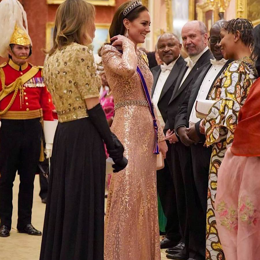 Кейт Миддлтон в блестящем платье очаровала тиарой принцессы Дианы