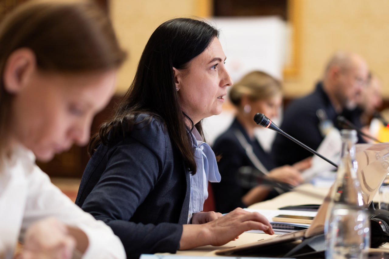 Олена Зеленська в елегантному образі показала стильну зачіску (фото)