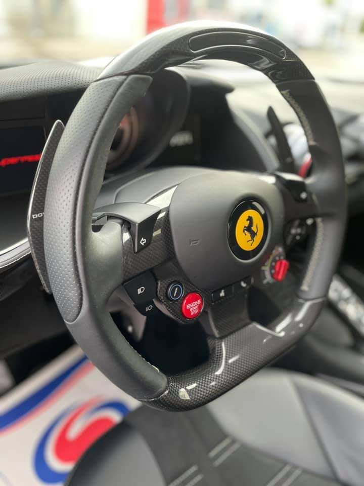 Скандальный нападающий киевского &quot;Динамо&quot; купил Ferrari за полмиллиона евро