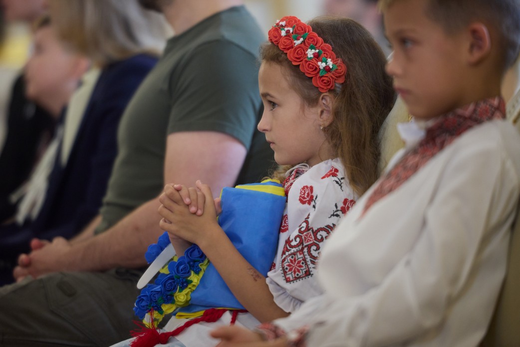 У Маріїнському палаці нагородили дітей-рятувальників, які наближають перемогу: подвиги юних героїв